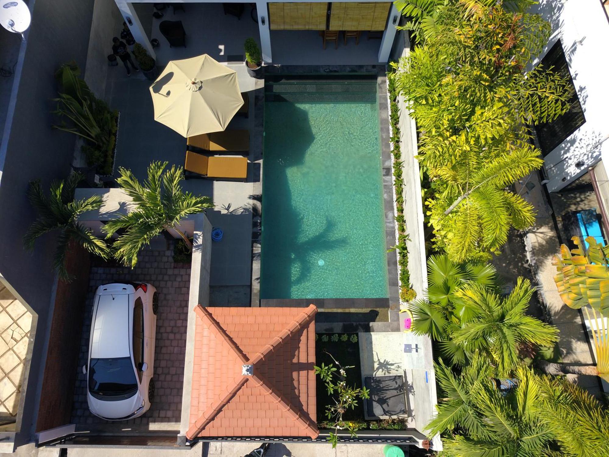 Villa Royal Singaraja Exteriör bild